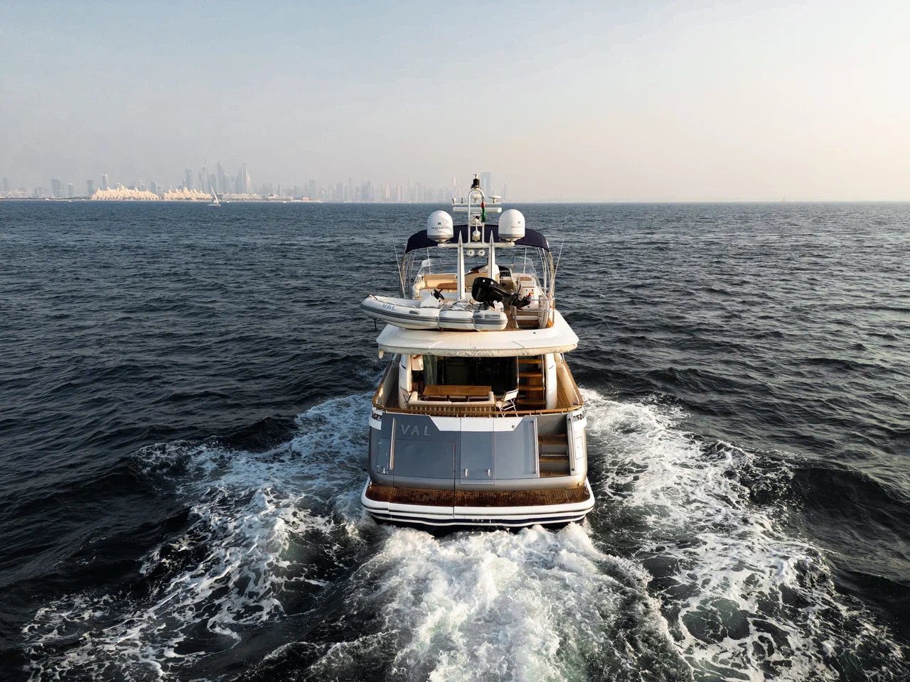Fairline 68 VAL — фото 4