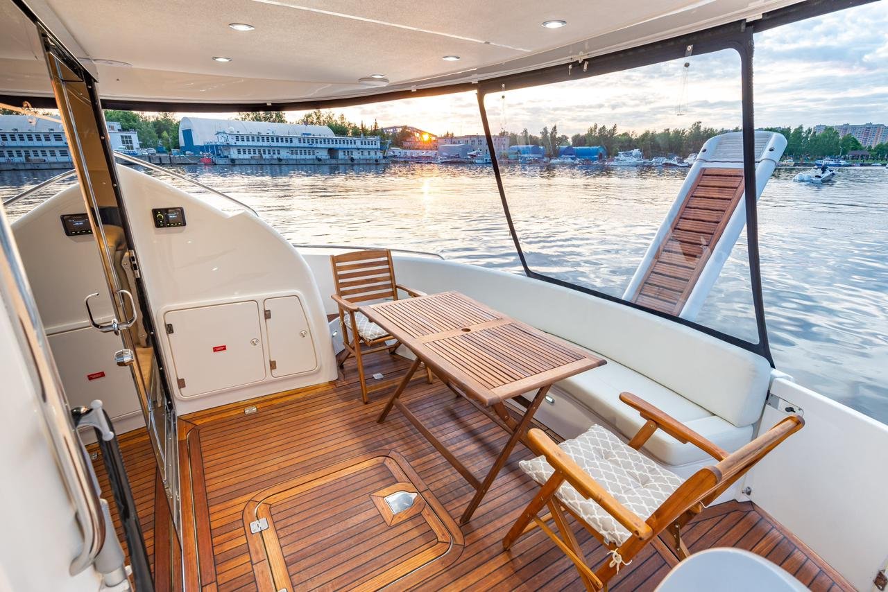 Sunseeker EVA