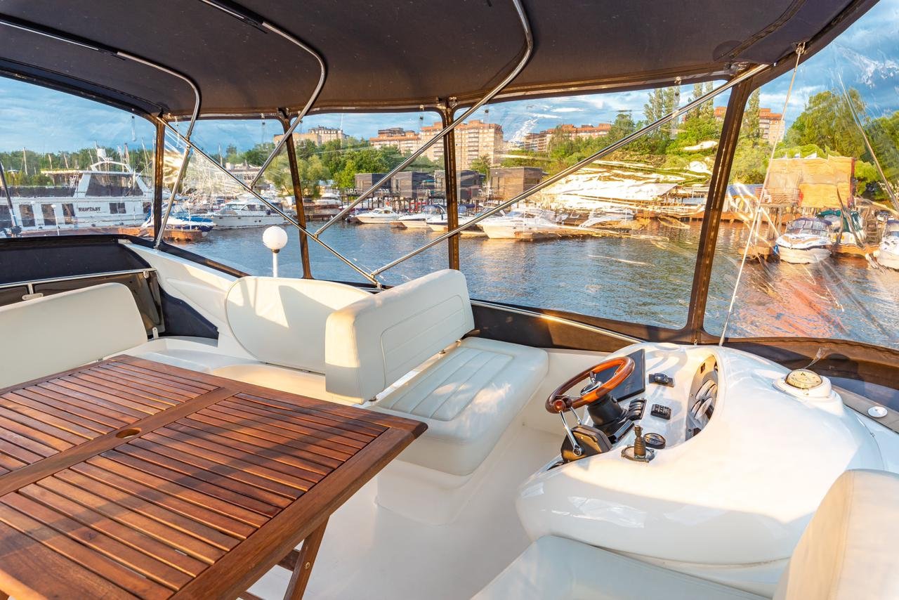 Sunseeker EVA — фото 22