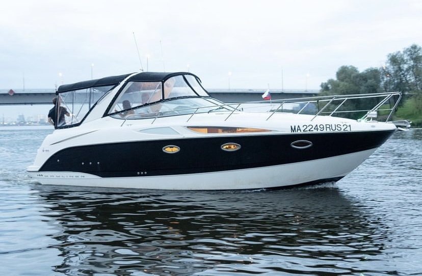 Bayliner 320 (Бонни)