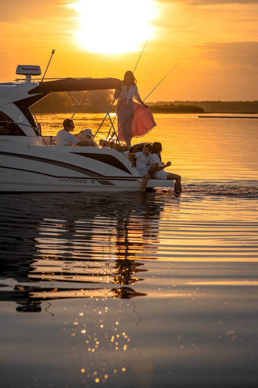 Beneteau Antares 8 — фото 6