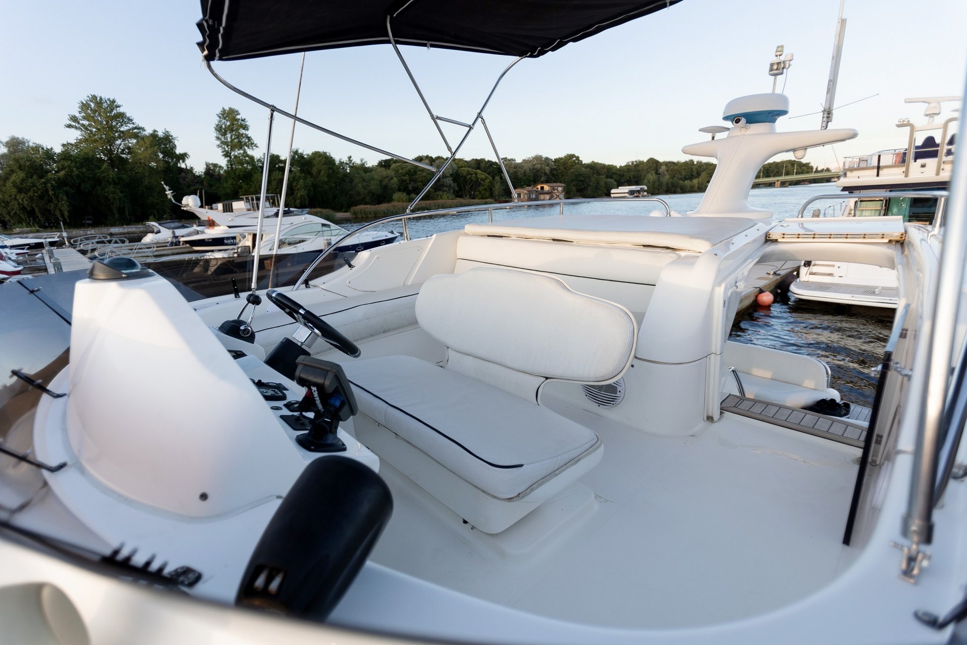 SeaLine F43 Монте Карло — фото 18