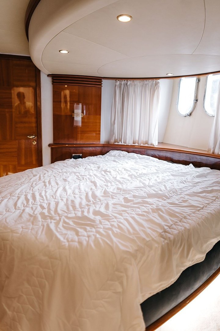 Azimut 62 "Tiffany" (мин 3 часа) — фото 3