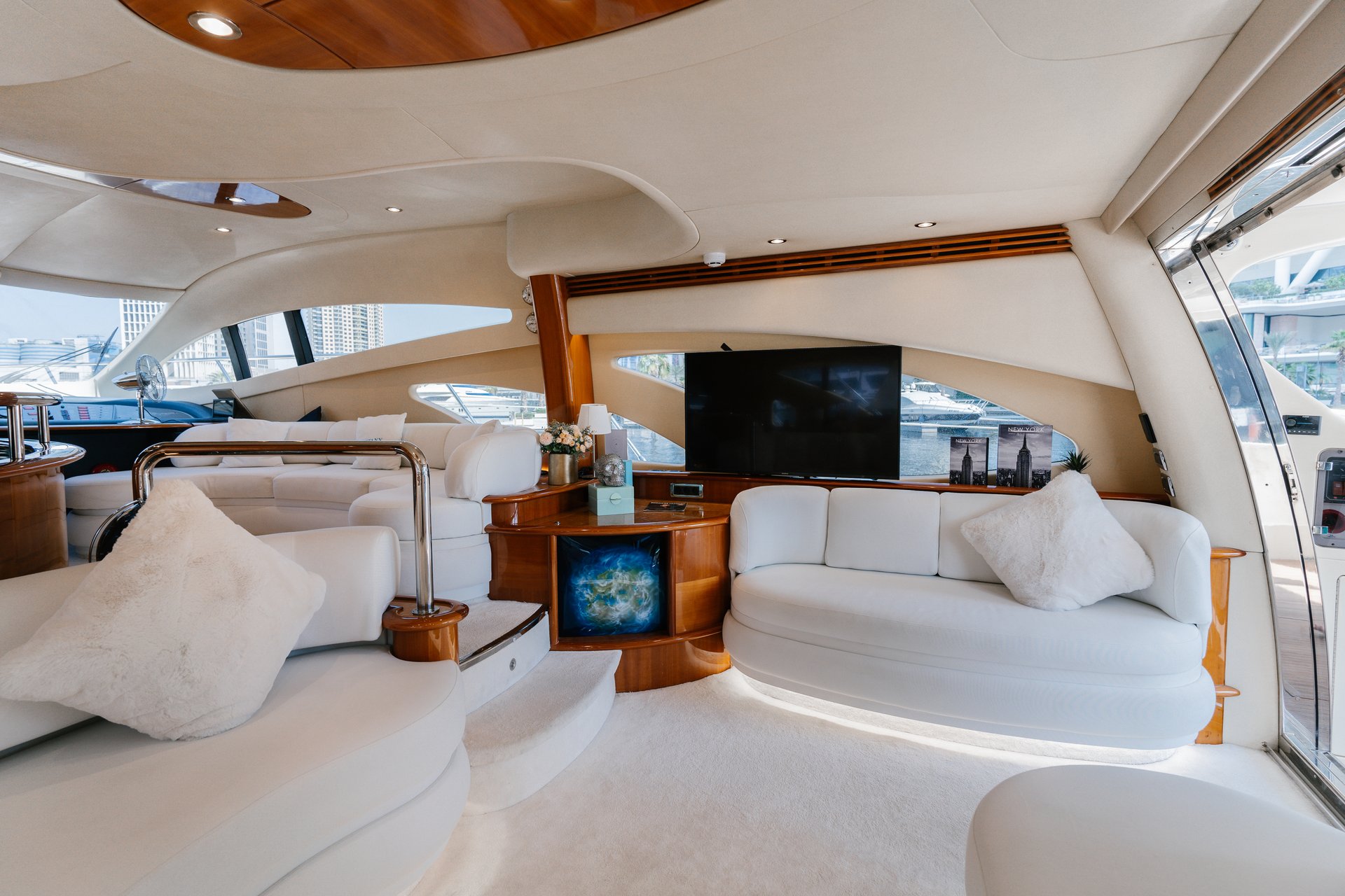 Azimut 62 "Tiffany" (мин 3 часа) — фото 20