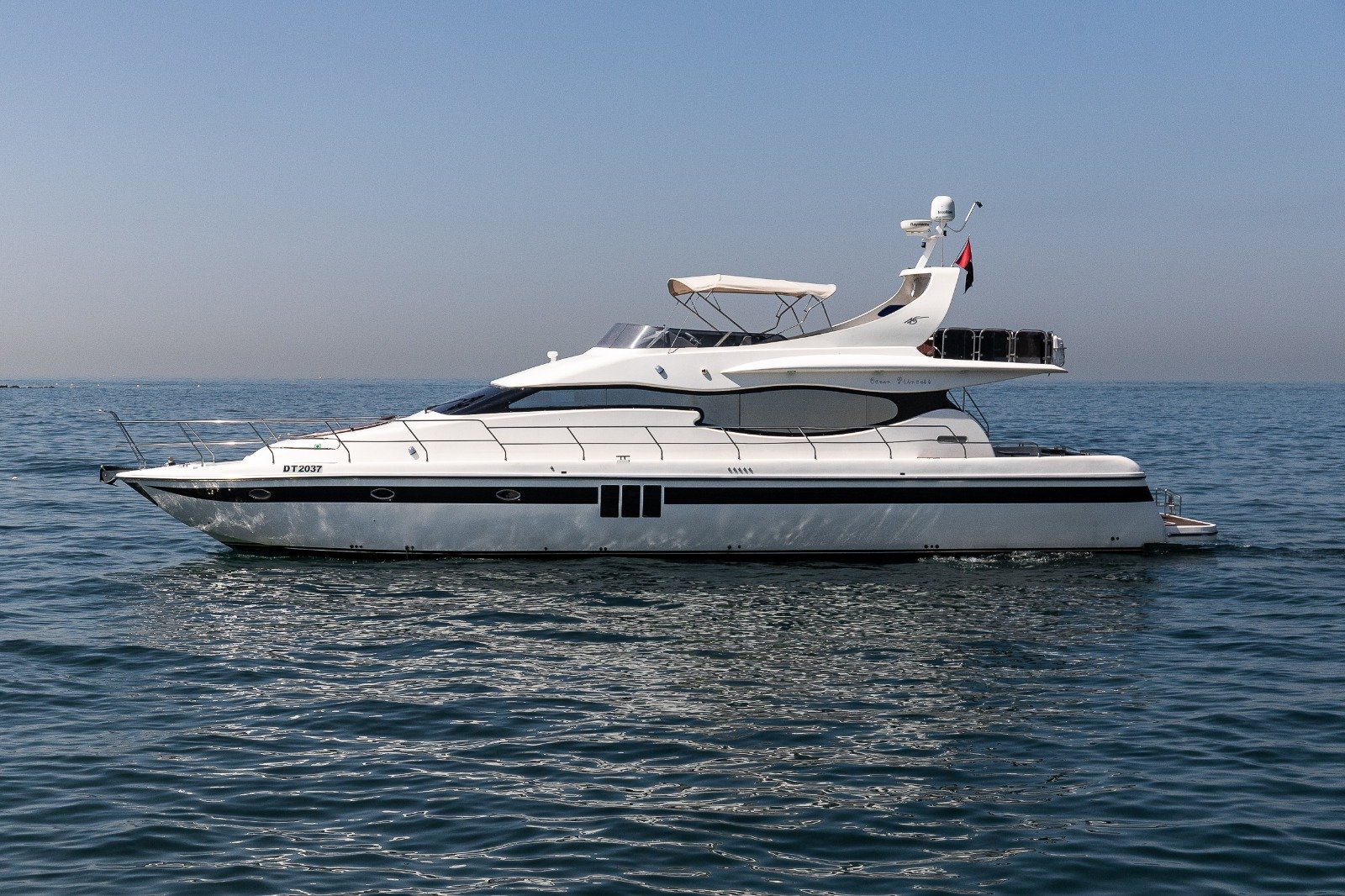 Ocean Princess 80 Ft (на закат от 3 часов и вообще все по договоренности) — фото 4