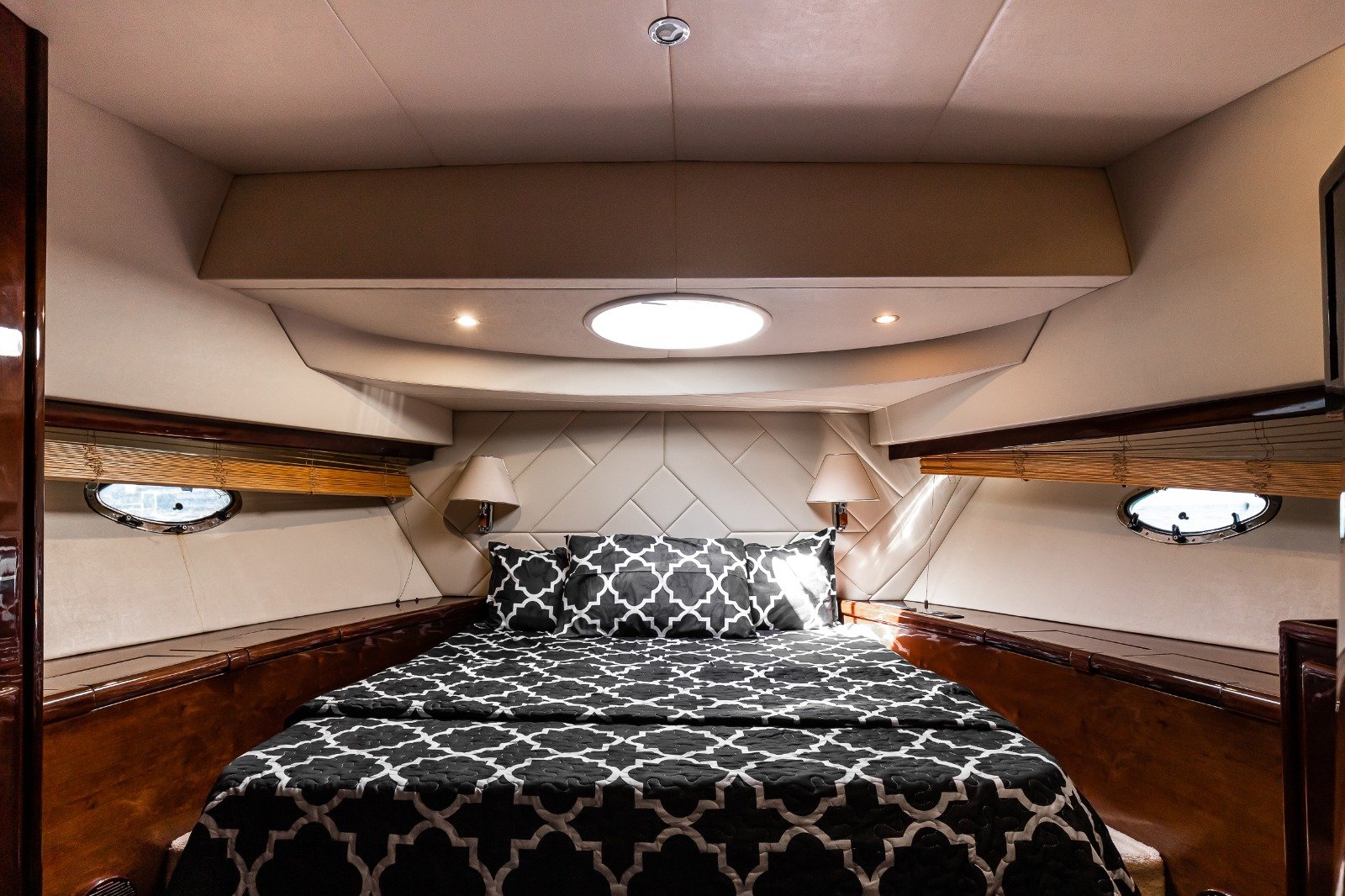 Ocean Princess 80 Ft (на закат от 3 часов и вообще все по договоренности) — фото 12