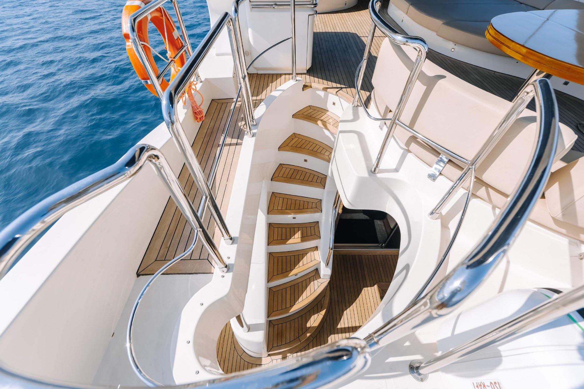 Azimut 75 Viktoria (от 3 часов) — фото 5