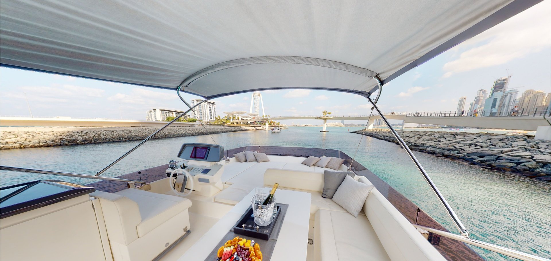 Ferretti 670 (мин 3 часа) — фото 4