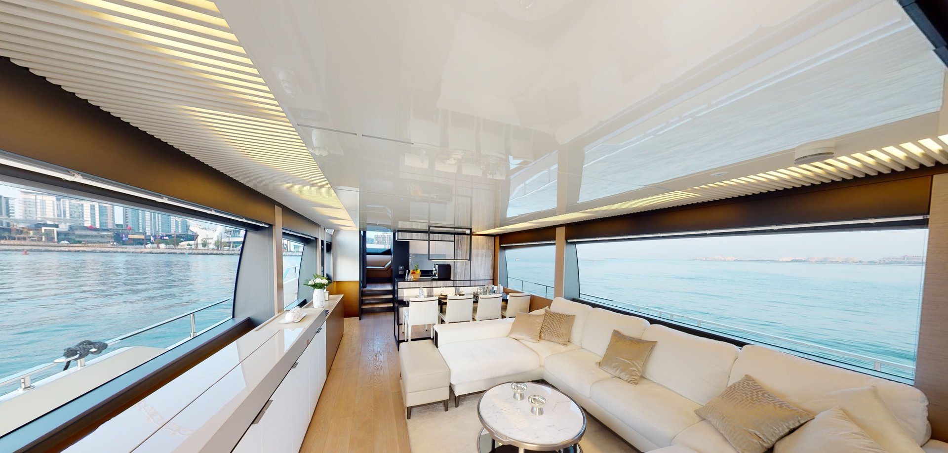 Ferretti 780 Bella III (мин 4 часа) — фото 3