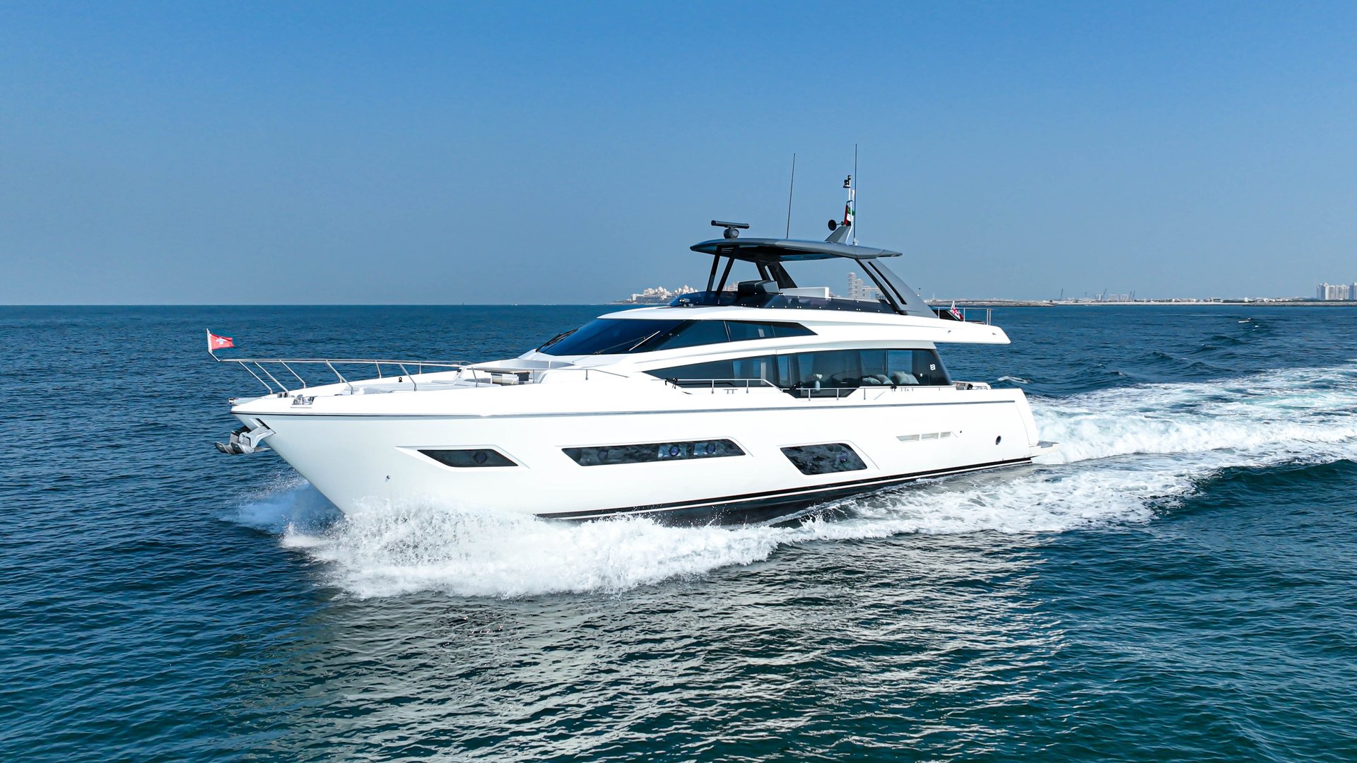 Ferretti 780 Bella III (мин 4 часа) — фото 9