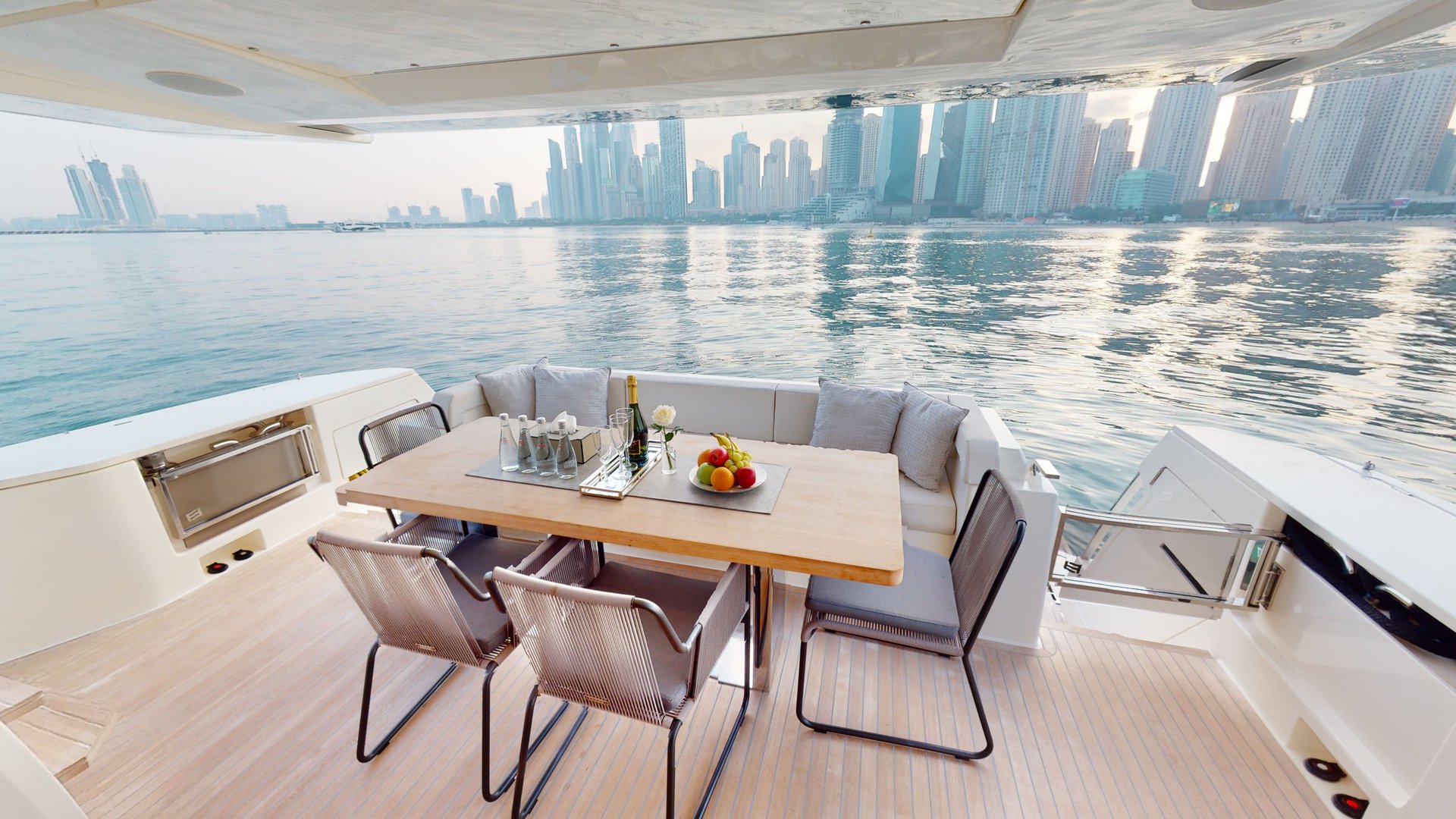 Ferretti 780 Bella III (мин 4 часа) — фото 12