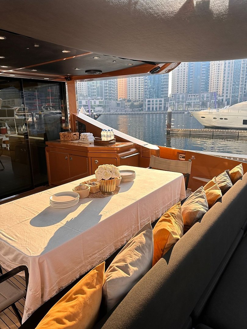 Azimut 77 WORLD TRAVELER (от 3 часов) — фото 5