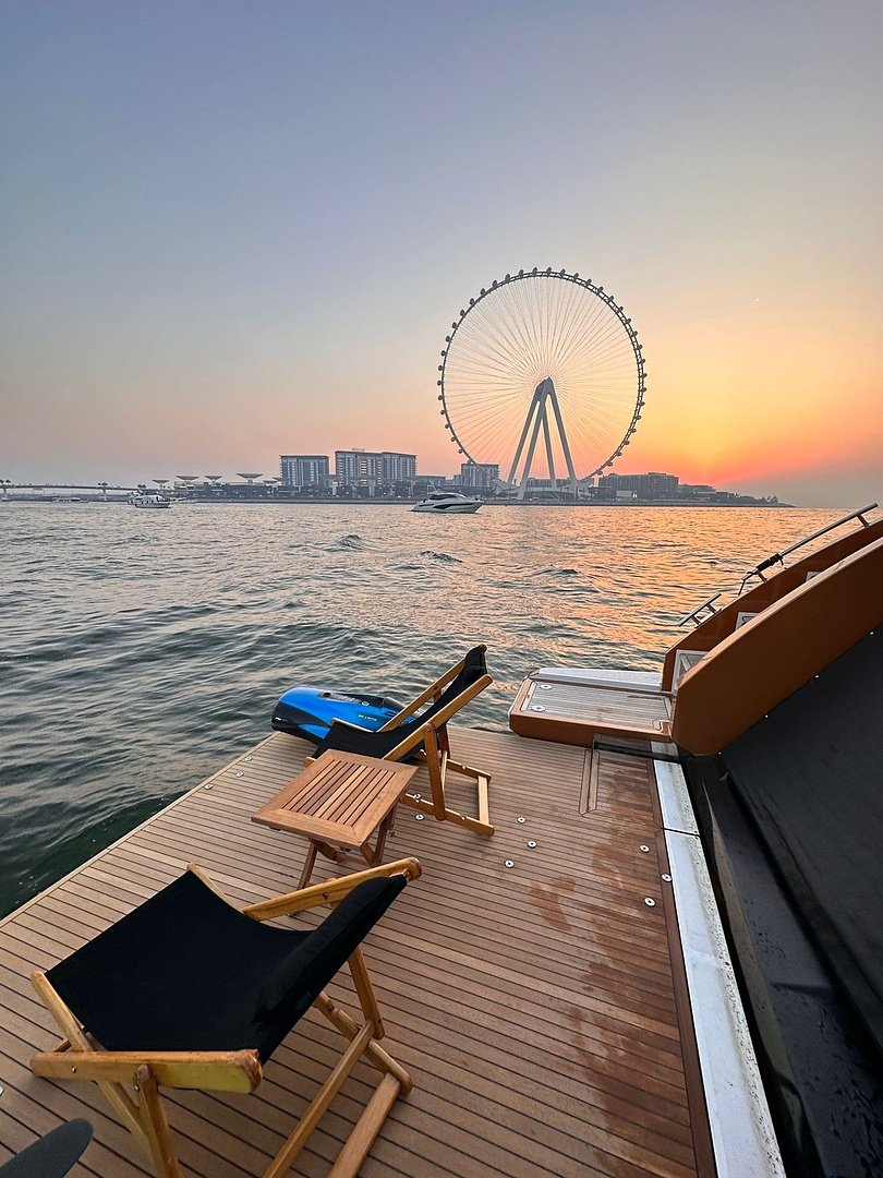 Azimut 77 WORLD TRAVELER (от 3 часов) — фото 6