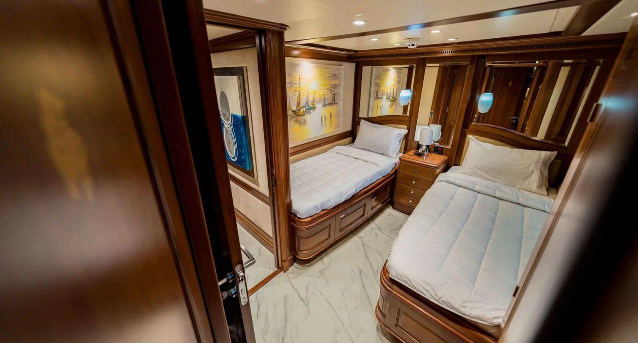 Benetti 110 (минимум 3 часа) — фото 6