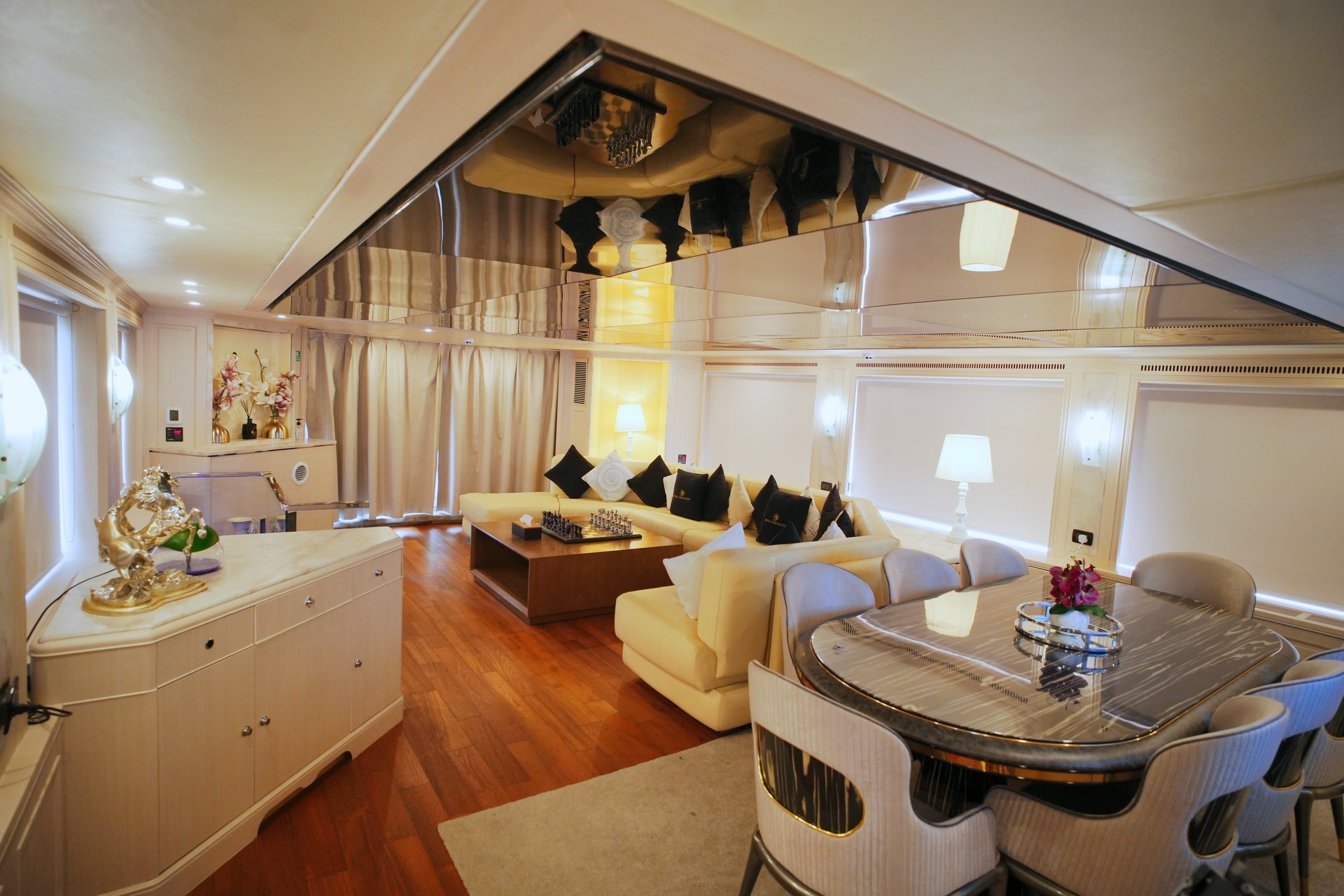 Benetti 110 (минимум 3 часа) — фото 20