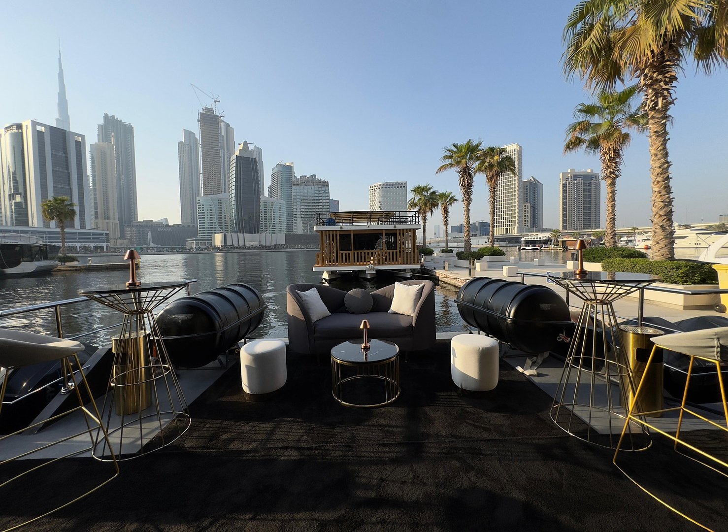 Stealth Yacht (мин 4 ч) (+1500 AED/ч за каждые 10 чел сверх 20 ) — фото 4